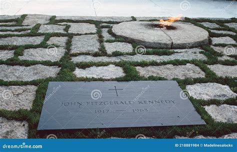 JFK tomb and flame editorial stock image. Image of 1996 - 218881984