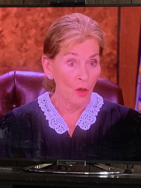 Why Does Judge Judy Have Long Hair In 2019 - Wavy Haircut