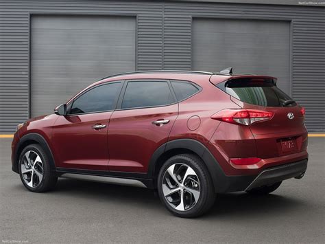 Hyundai Tucson 6 Cylinder - reviews, prices, ratings with various photos