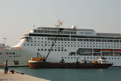 MSC Armonia - description, photos, position, cruise deals