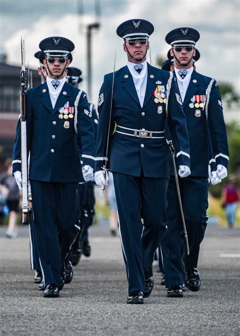 Air Force Honor Guard Drill Team recruits, retains, inspires at Air Expo > Joint Base Charleston ...