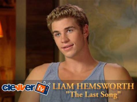 Liam Hemsworth The Last Song Interview - YouTube