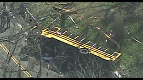 Students, driver injured in Maryland school bus crash | fox43.com