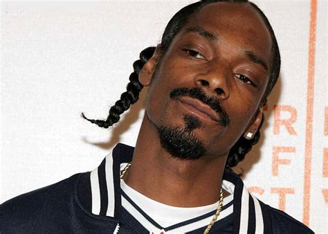 Snoop Dogg needs weed for inspiration