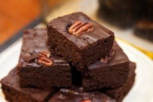 Hershey's Best Brownies: The classic fudgy recipe made with cocoa ...