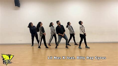 Old Town Road Dance Cover | Lil Nas X | feat. Billy Ray Cyrus | Upbeat- Sagar’s Dance Classes ...