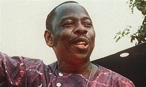 Ken Saro-Wiwa, militante ecologista, fu ucciso il 10 novembre 1995