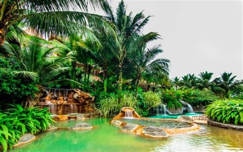 5 Best Costa Rica Hot Springs & Thermal Resorts