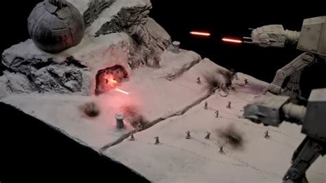 Battle of Hoth Diorama Brings STAR WARS to Life With Wild Detail - Nerdist