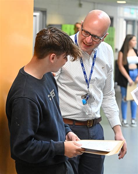 Westfield Secondary School - Students celebrate GCSE success