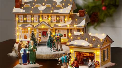 You can now buy a 'Christmas Vacation' ceramic village for the holidays