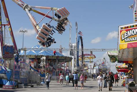 Photo gallery: Livestock, rides and the wall, a day at the Tulsa State Fair