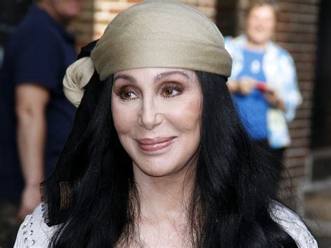 Cher Dishes on Her Facelift, Tom Cruise - NewBeauty