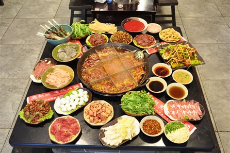 Chongqing Hotpot Is a Taste of Life | Study In China