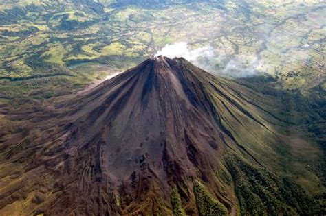 Visit Arenal Volcano Costa Rica - Guide for your Costa Rica Visit