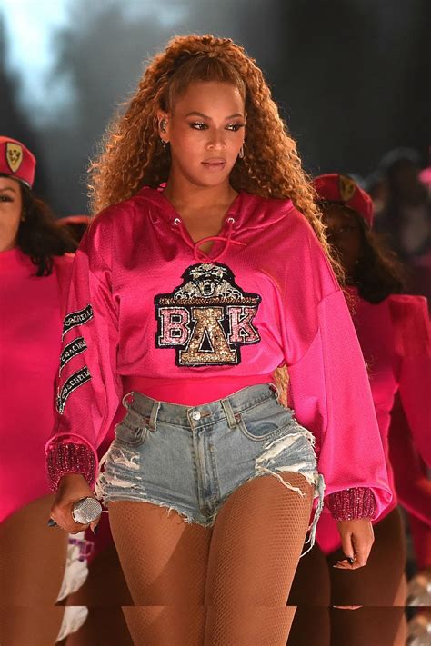 Beyonce shares her challenges and drops Surprise 40-Track ‘Homecoming ...