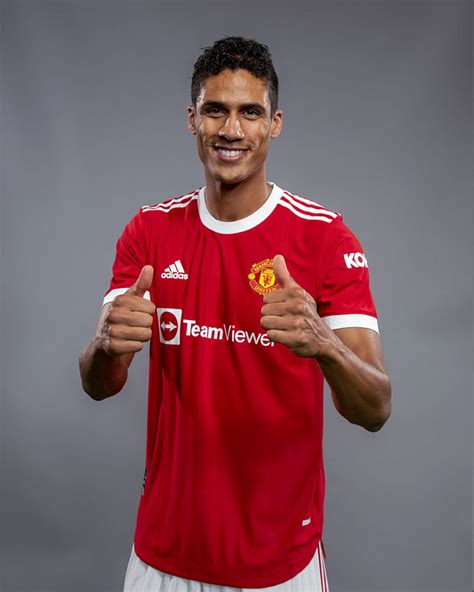 Manchester United release new of Raphael Varane wearing new kit, varane manchester united 2021 ...