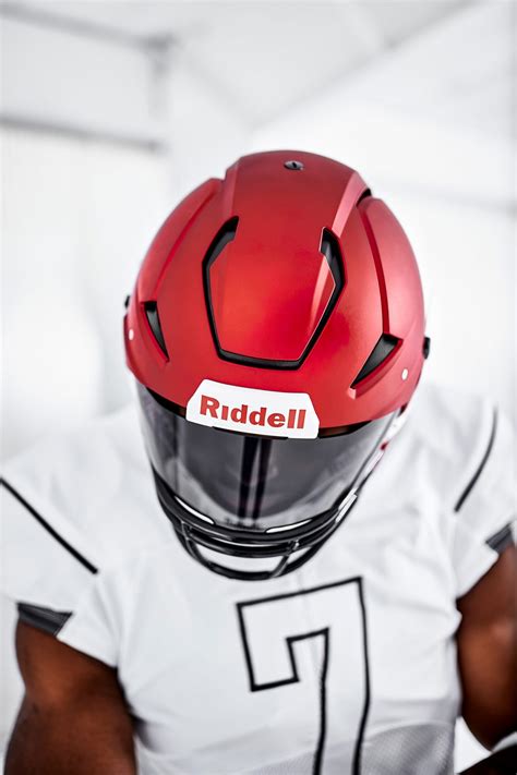 Features unique to the Riddell Axiom: