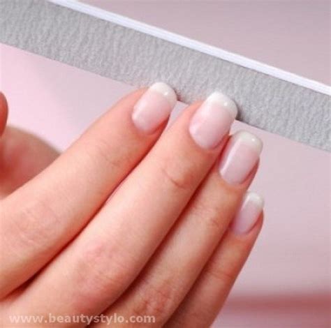 How to Polish Buff Nails to Make Nails Shine | Buff nails, Nail care tips, Nails