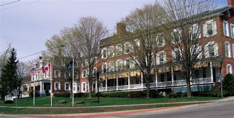 Vermont Inns | Hotels in Middlebury Vermont