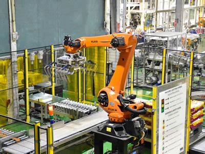 Why We Use Robotic Arms in the Manufacturing Industry - Nixma