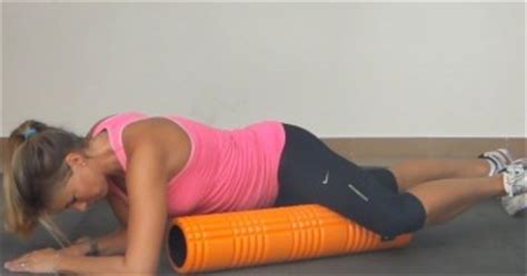 Foam Roller Gluteus Medius Exercise | Golf Loopy - Play Your Golf Like a Champion