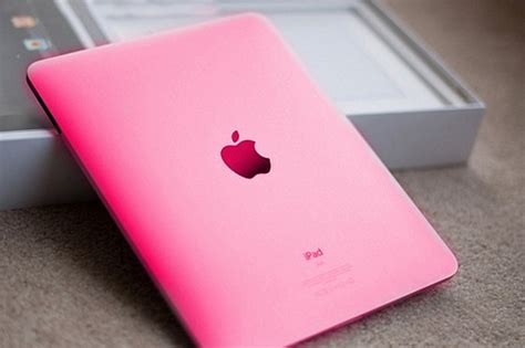 Pink apple ipad photography | nineimages