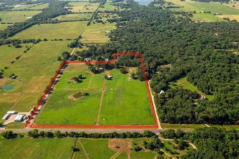 18 Acres of Land with Home for Sale in Lone Oak, Texas - LandSearch