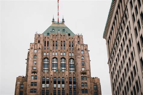 Detroit Architecture On A Cloudy Tuesday : r/Detroit