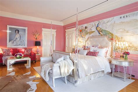 25 Victorian Bedrooms Ranging from Classic to Modern