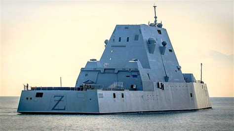 Largest Destroyer on Earth: Meet the Navy's 'Stealth' Zumwalt-Class ...