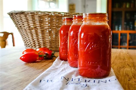 How Long to Boil Jars for Canning Tomato Sauce - Jar & Can