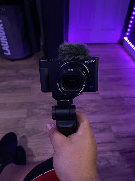 Zv-1 with vlogging kit attached. : r/sony