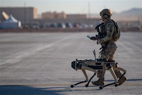 AI in war: How artificial intelligence is changing the battlefield