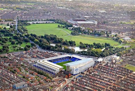 Everton Liverpool Stadion : Everton reveal striking new stadium design - AOL : Full stats on lfc ...