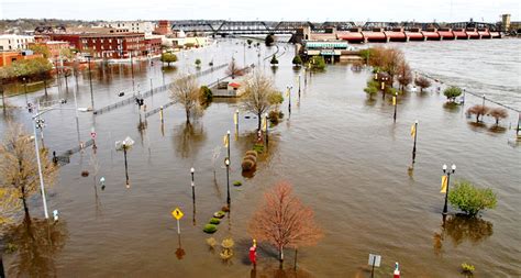 Efforts to contain Mississippi floods may have made them worse