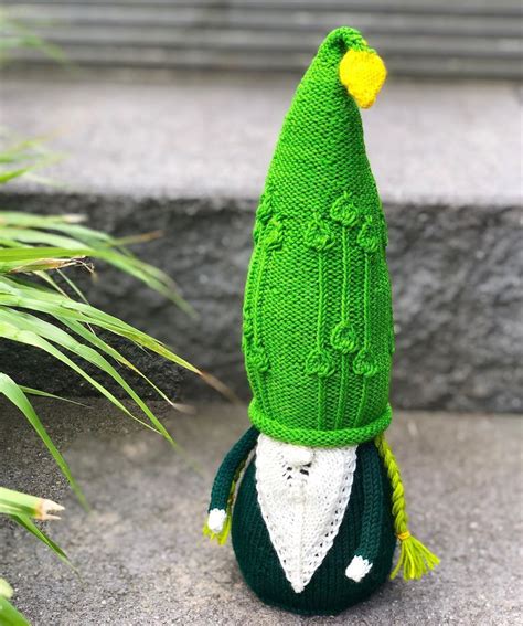 Mein 2. Gnom ist fertig... 😁 #gnome #knit #knitter #knitting # ...