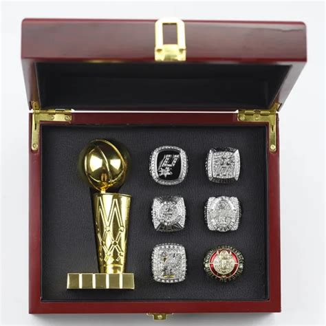 5 San Antonio Spurs and Tim Duncan HOF rings set with Larry O’Brien ...