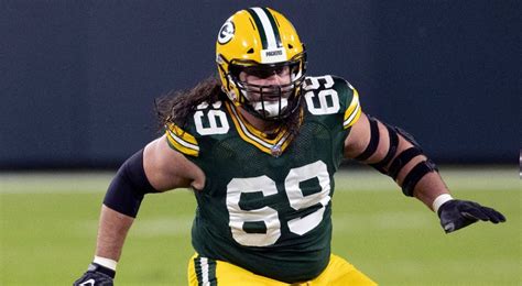 Packers left tackle David Bakhtiari placed on injured reserve due to ...