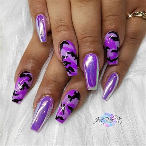 💜🖤 PURPLE CAMO 🖤💜#handpainted #extraaf #justfakeit | Camouflage nails, Camo nails, Purple nail art