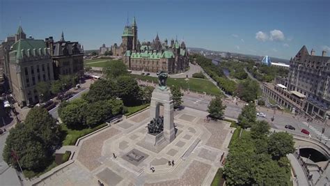 Elgin Street in downtown Ottawa, Ontario, Canada image - Free stock photo - Public Domain photo ...