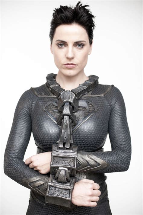 Antje Traue - "Man Of Steel" Promoshoot 2013 • CelebMafia