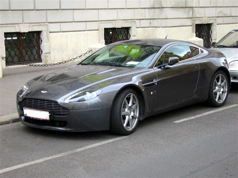 Datoteka:Aston Martin Vantage V8.jpg – Wikipedija