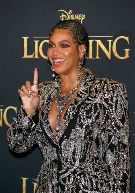 Beyoncé's Outfit At The Lion King Premiere in LA 2019 | POPSUGAR ...