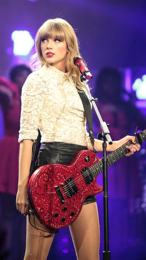 Taylor Swift Red Tour 22