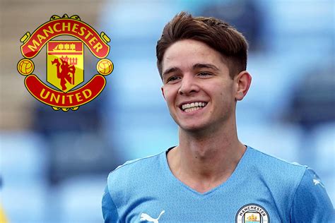 Man Utd want to poach City wonderkid James McAtee - dubbed the 'Salford ...