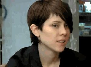 I fucked up, BIG time. : r/actuallesbians