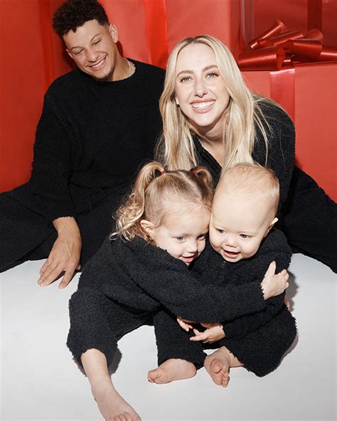 Brittany Mahomes’ Family Match in SKIMS for New Holiday Campaign ...