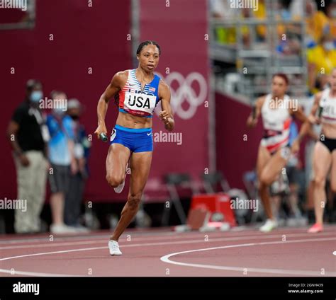 Allyson Felix competing in the 2020 Tokyo Olympics Stock Photo - Alamy