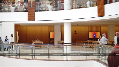 Apple Opens Its First Store in Delhi as CEO Tim Cook Welcomes Customers | Technology News